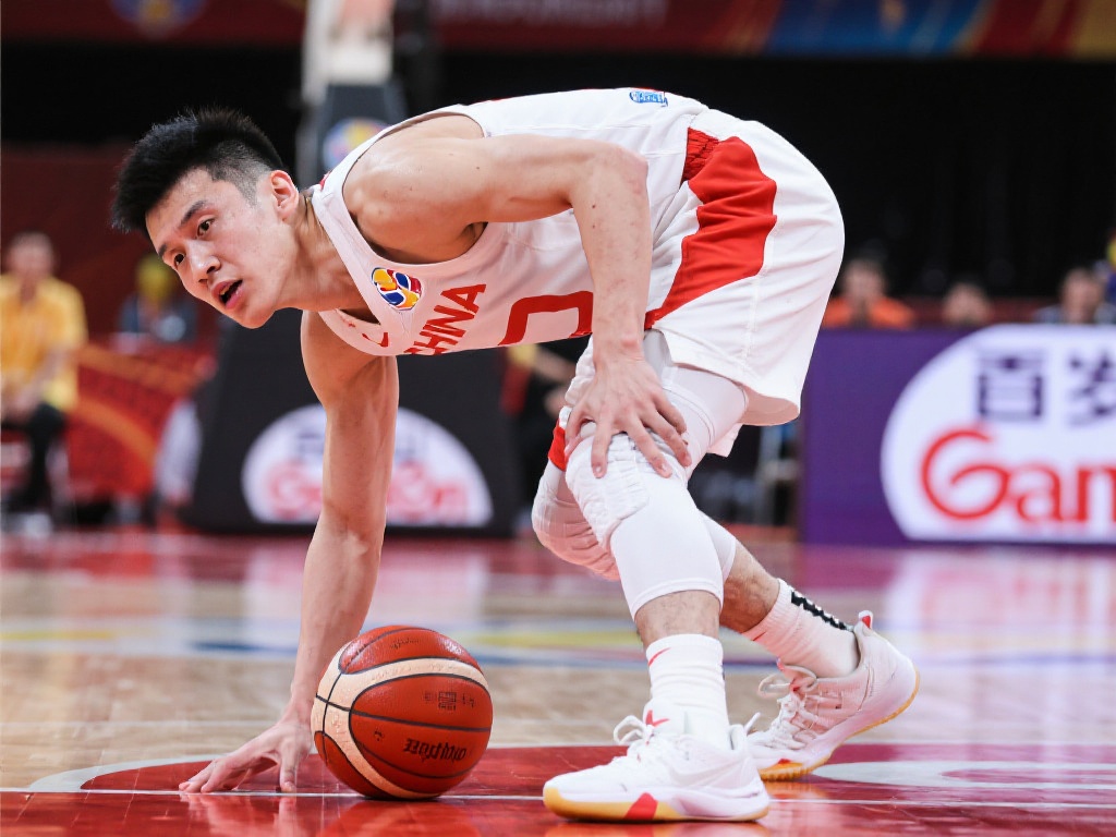 成二三人联 成二三人联