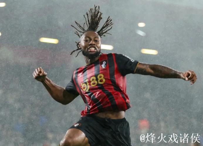 阿莫林赞扬塞梅约或联手曼联,罗马诺透露米兰寻觅新前锋 阿莫林赞扬塞梅约或联手曼联,罗马诺透露米兰寻觅新前锋