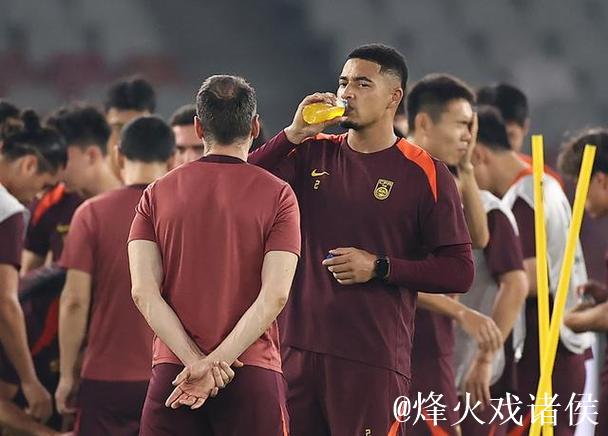 中国足球非血缘归化高薪低能 亟待系统性反思